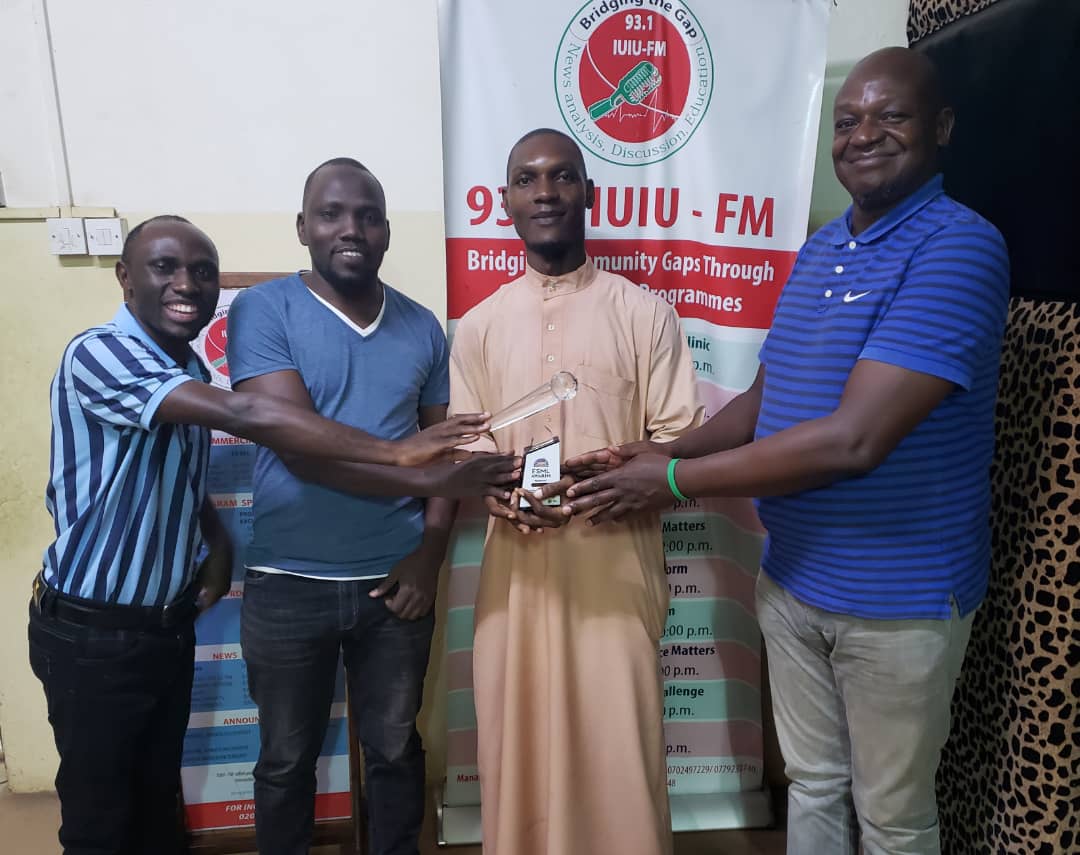 Journalists honored for exceptional reporting on nutrition and food Safety